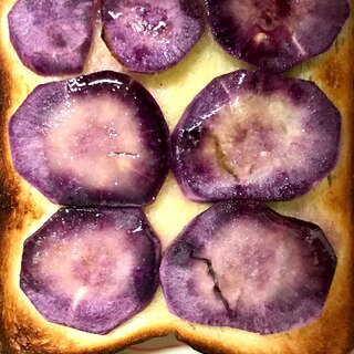 紫さつまいもトースト